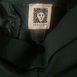 📚📚📚Anne Klein Green Pants
